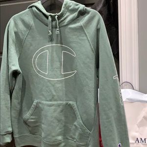 Champion hoodie size L